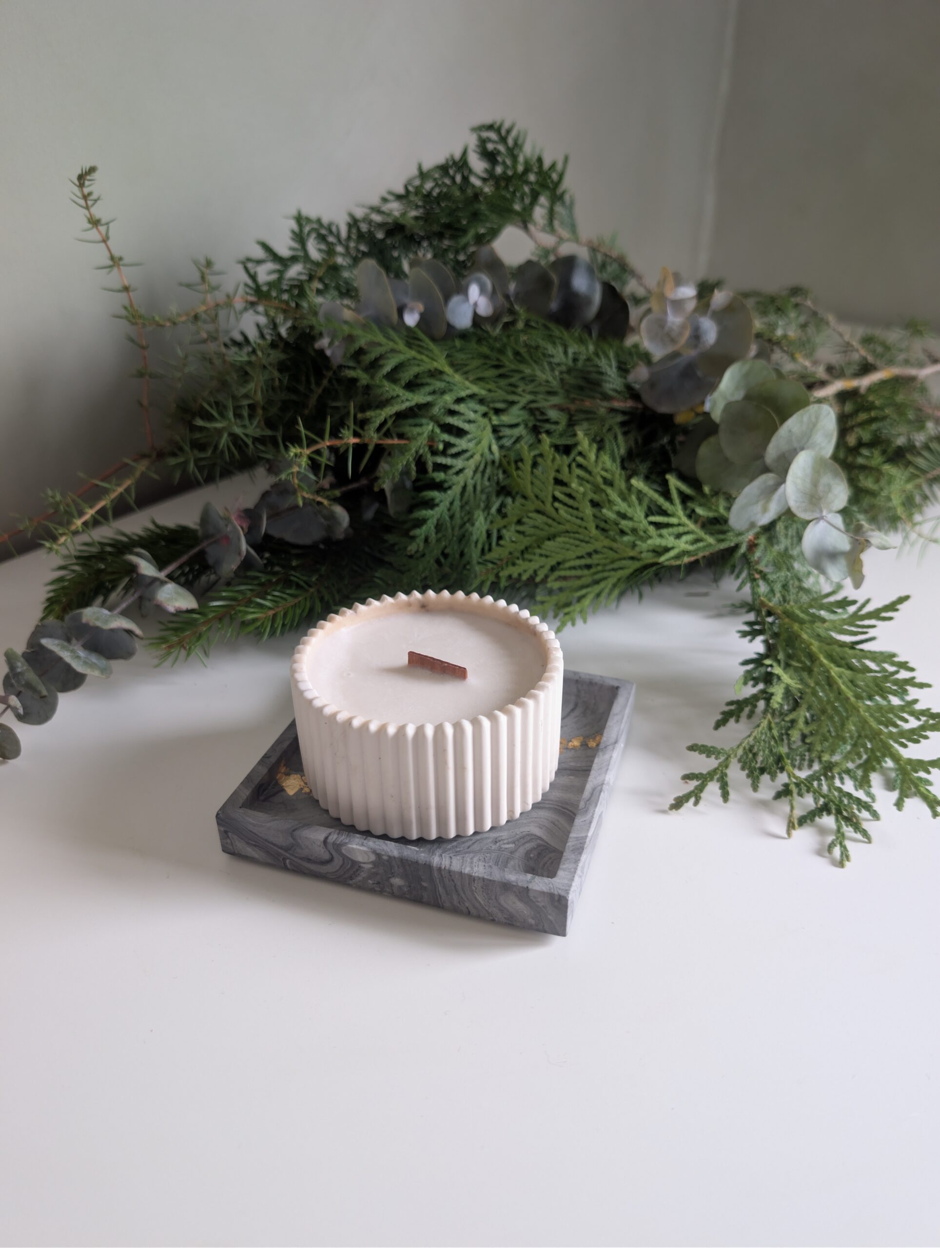 Jõulukomplekt- sojavahast küünal+alus